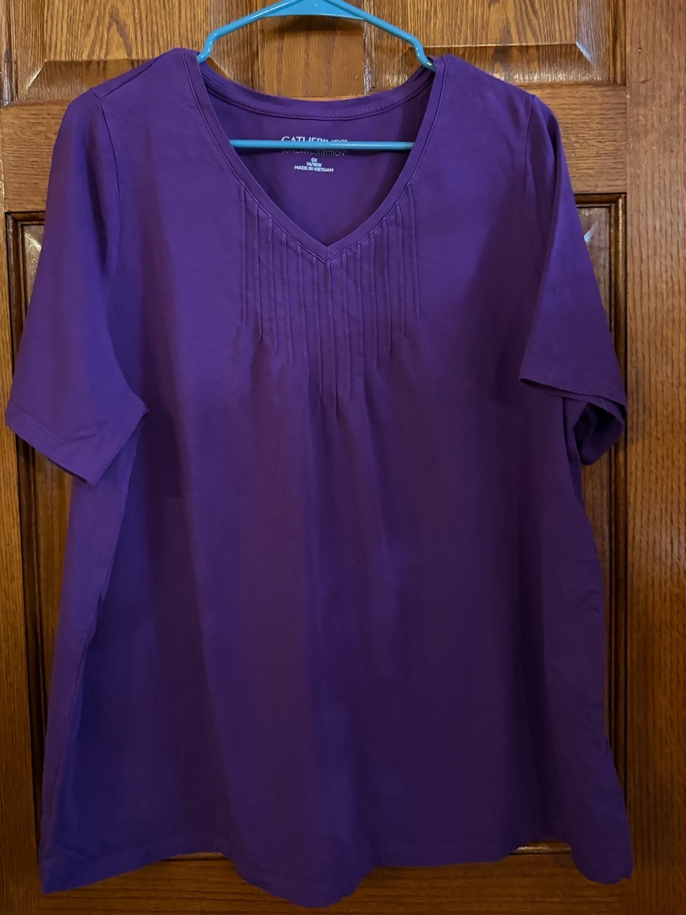 Catherine’s Suprema Collection 0X (14/16) Dark Purple V Neck Pleated Front Top
